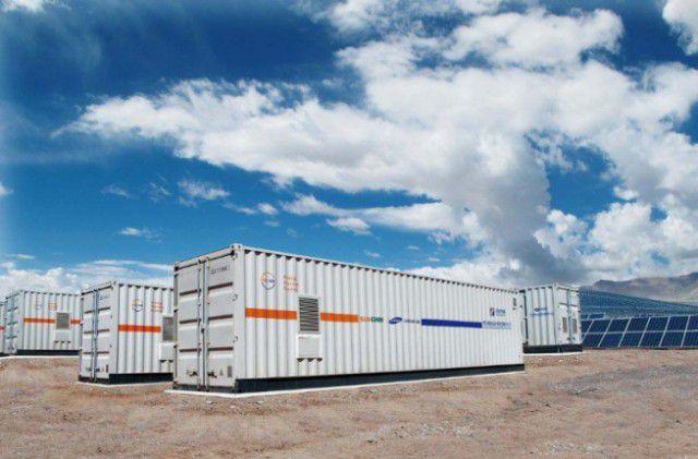 儲(chǔ)能 向左還是向右？——新能源發(fā)電及儲(chǔ)能系統(tǒng)與設(shè)備的未來(lái)抉擇